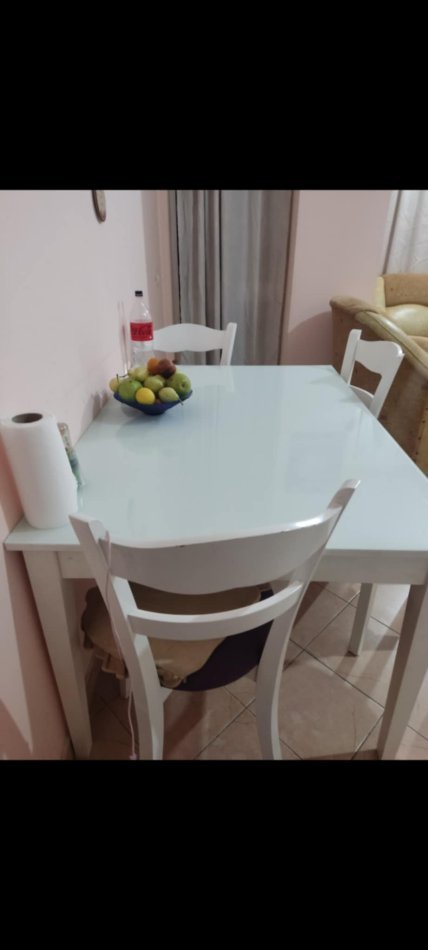 Tirane, jepet me qera apartament 1+1+Ballkon Kati 5, 64 m² 400 € (Selman Qosja)