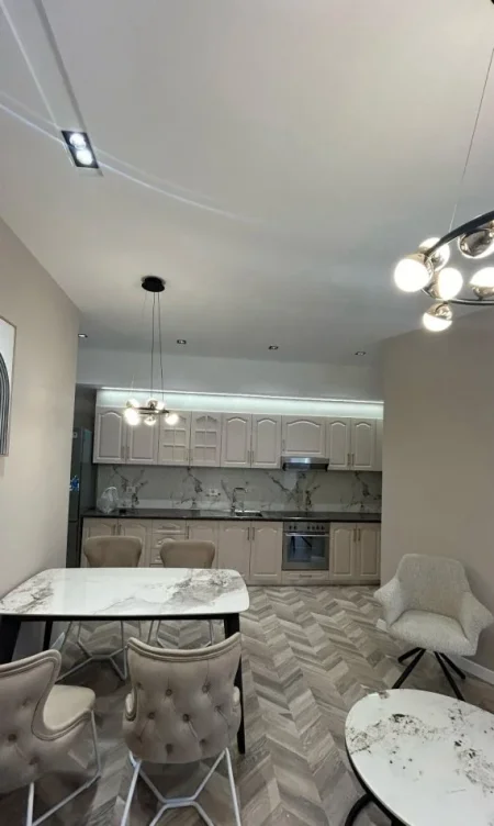 shitet , 120 m² 360.000 €