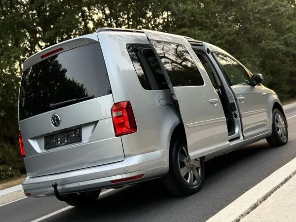 Tirane, shes makine volkswagen CADDY \\ MAXI Nafte, gri metalizato automatik Klima