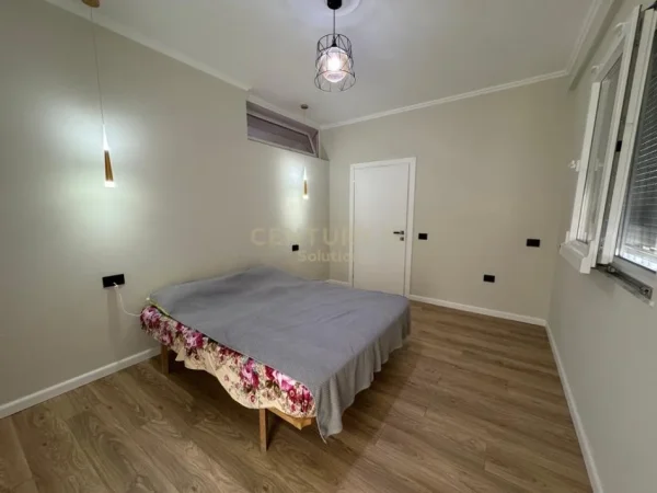 Tirane, shes apartament 2+1 Kati 1, 100 m² 195.000 € (Kodra e Diellit)