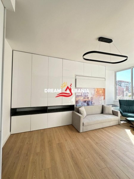 Tirane, shitet garsonier Kati 4, 35 m² 81.000 € (prane Komunes se Parisit)