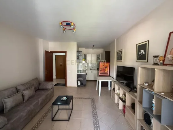 Durres, shes apartament 1+1 Kati 2, 67 m² 130.000 € (Shkembi i kavajes)