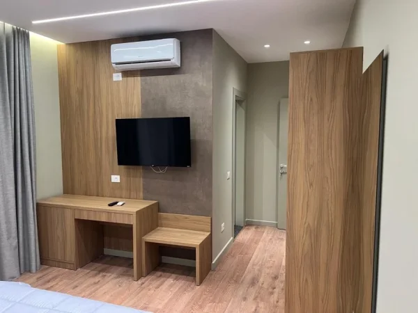 Durres, jepet me qera hotel , (Sektor Rinia,Durres)