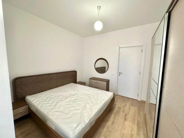 Me Qera : 1+1📍Farmacia 10 (Kompleksi Arlis✨️) - 550€ -  S.70m² - Kt.4