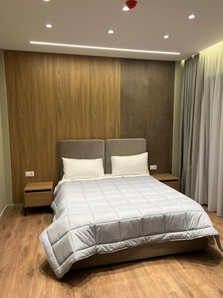 Durres, jepet me qera hotel , (Sektor Rinia,Durres)