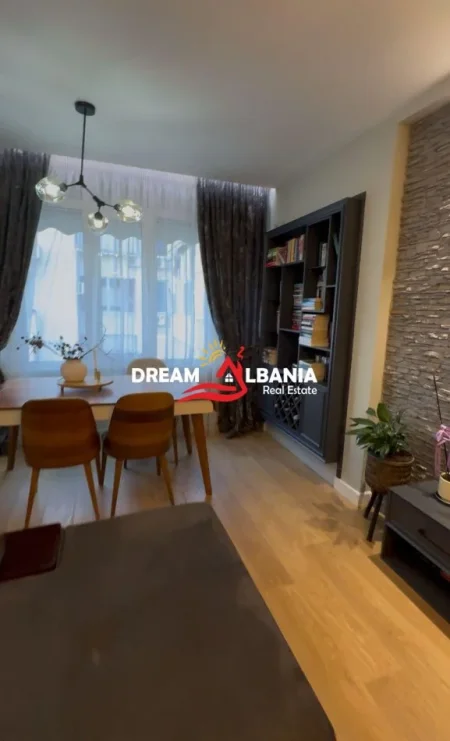 Tirane, shitet apartament 2+1 , 80 m² 211.000 € (Kopeshti Botanik)