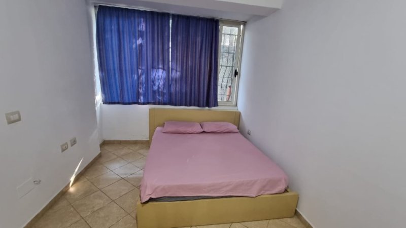 JEPET ME QERA APARTAMENTI 1+1 NE 21 DHJETOR ,400 EURO
