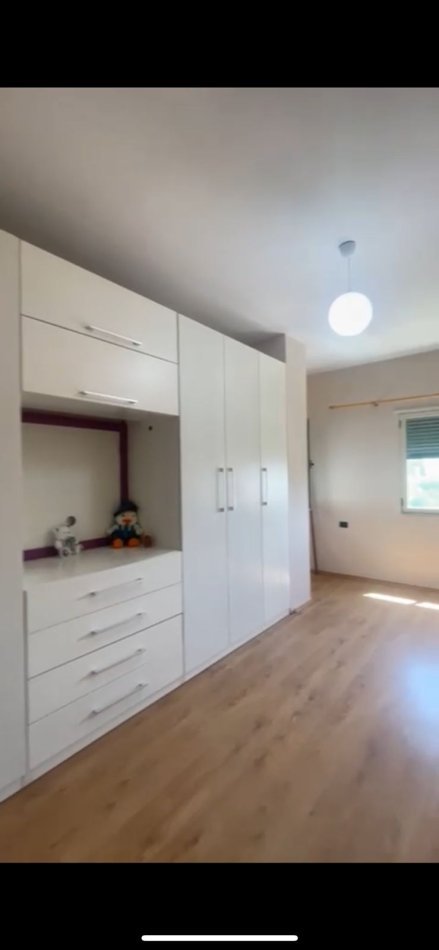 Durres, jepet me qera apartament 2+1 Kati 3, (Vollga,Durres)