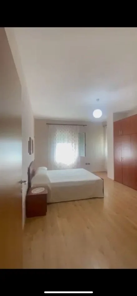 Durres, jepet me qera apartament 2+1 Kati 3, (Vollga,Durres)