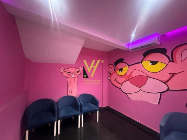 Tirane, jepet me qera ambjent biznesi Kati -1, 160 m² 1.000 € (MYSLYM SHYRI)