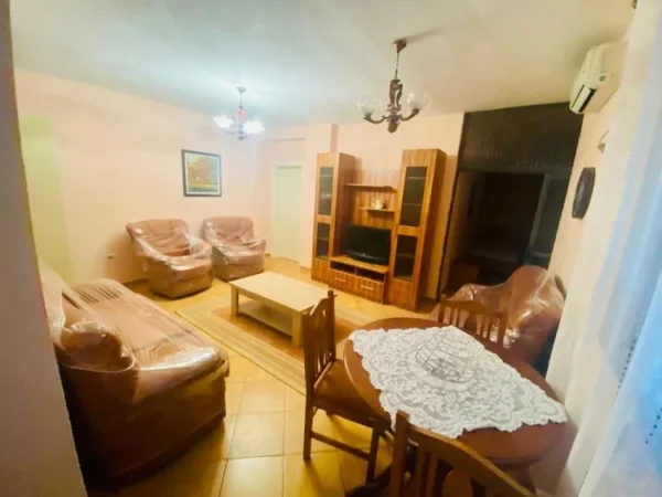 ✅ JEPET ME QIRA APARTAMENT 2+1 TEK KOMUNA E PARISIT, 500 euro