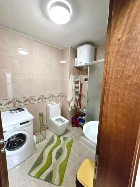 Shqiperi, shitet apartament 2+1 , 130 m² 225.000 € (brenda unazes vogel)