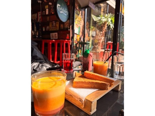 Tirane, shitet bar-kafe , 150 m² 100.000 € 