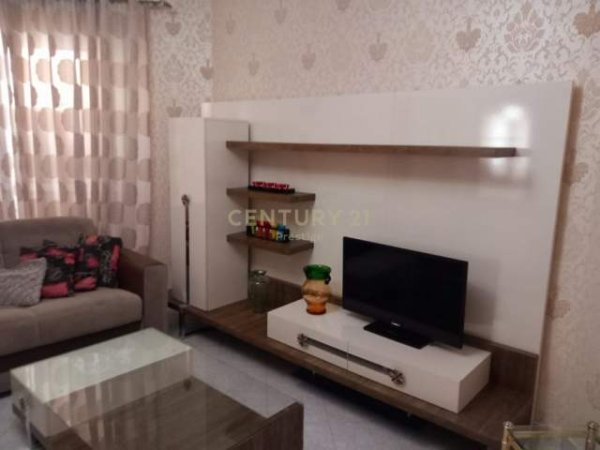 Tirane, jepet me qera apartament 2+1+A+BLK Kati 3, 98 m² 450 Euro (Don Bosko)