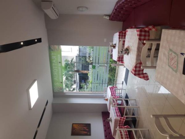 Tirane, jap me qera ambjent biznesi Kati 0, 60 m² 450 Euro (Rr.frosina plaku kompleksi kontakt)