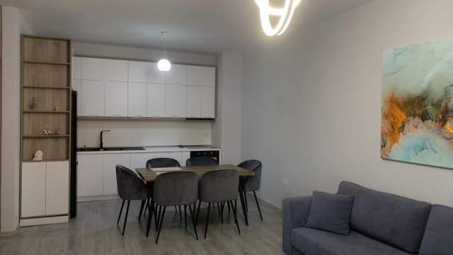 Tirane, jepet me qera apartament 1+1+BLK Kati 2, 72 m² 400 Euro (Unaze e Re)