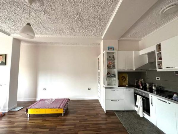 Tirane, shitet apartament Kati 4, 125 m² 163.000 Euro (Mihal Grameno)