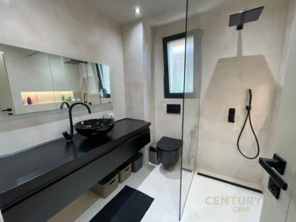 Tirane, jepet me qera apartament 1+1 Kati 7, 50 m² 600 Euro (Shkolla e Baletit)