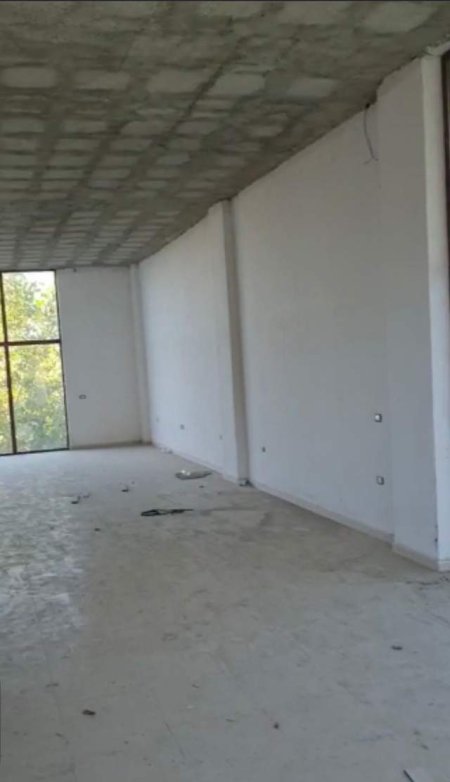 Tirane, shes ambjent biznesi Kati 1, 113 m² 98.000 Euro