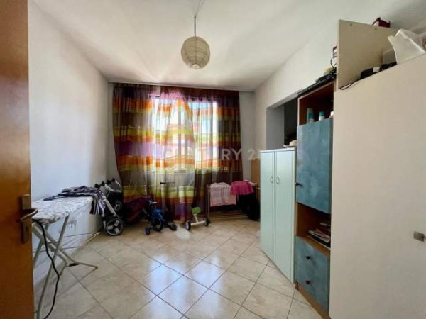 Tirane, shitet apartament 2+1+BLK Kati 9, 107 m² 140.000 Euro (21 Dhjetori)