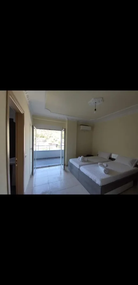 Vlore, jepet me qera 1+1 Kati 8, 25 Euro