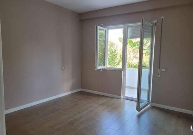 Tirane, shes apartament 1+1+BLK Kati 2, 80 m² 96.000 Euro