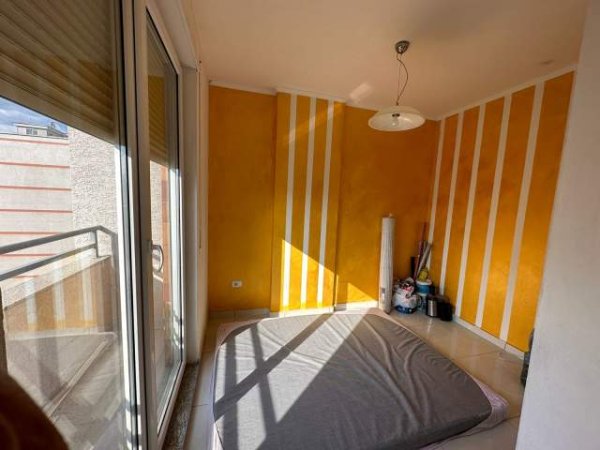 Tirane, shitet apartament 2+1+BLK Kati 5, 96 m² 120.000 Euro (Vila L)