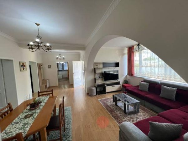 Tirane, jepet me qera apartament Kati 1, 140 m² 700 Euro (21 DHJETORI)