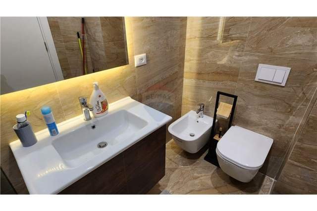 Tirane, jepet me qera apartament 1+1 Kati 8, 75 m² 650 Euro (Rruga Kavajes - 21 Dhjetori, Shqipëri)