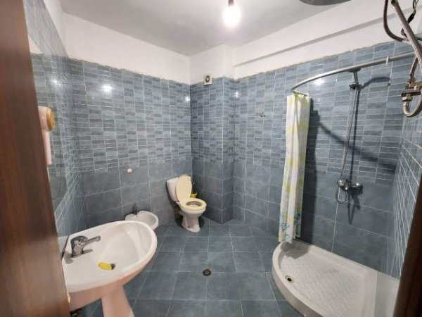 Tirane, shitet 2+1 Kati 7, 127 m² 118.000 Euro (Astir)