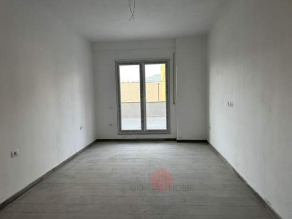 Tirane, jepet me qera apartament 3+1+BLK Kati 2, 140 m² 25.000 Leke (KAMEZ)