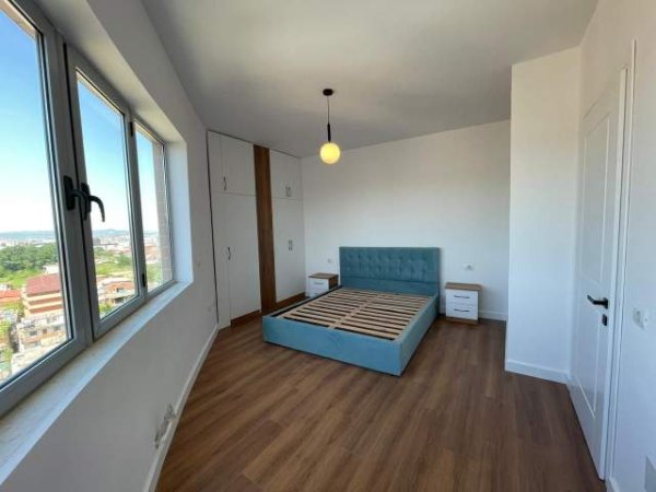 Tirane, jepet me qera apartament Kati 10, 105 m² 450 Euro (astir)