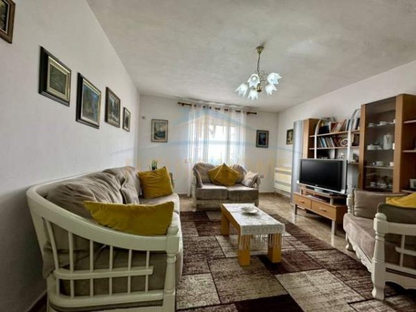 Tirane, shitet apartament 2+1+BLK Kati 6, 99 m² 85.000 Euro (Brryli)