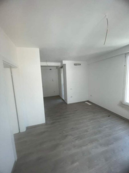 Tirane, shitet apartament 1+1+BLK Kati 4, 58 m² 185.600 Euro (Rruga e Elbasanit)
