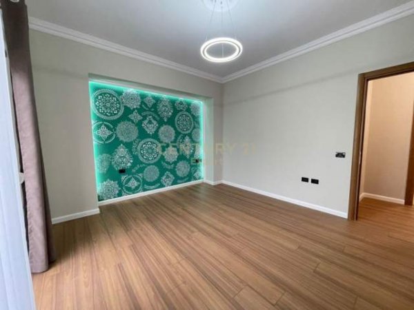 Tirane, shes apartament 1+1 104.000 Euro (Komuna e Parisit)