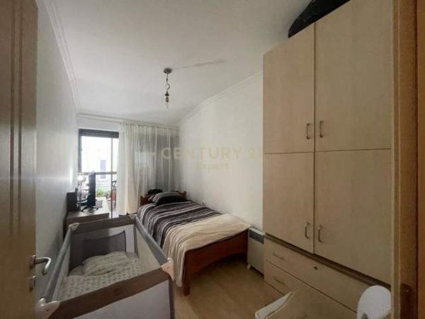 Tirane, shitet apartament 2+1+BLK Kati 3, 112 m² 235.200 Euro (barjam curri)