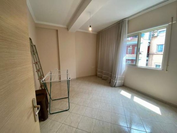 Tirane, shitet apartament 2+1+BLK Kati 3, 99 m² 120.000 Euro (bill klinton kodra e diellit)