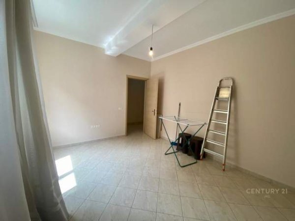 Tirane, shitet apartament 2+1+BLK Kati 3, 99 m² 120.000 Euro (bill klinton kodra e diellit)