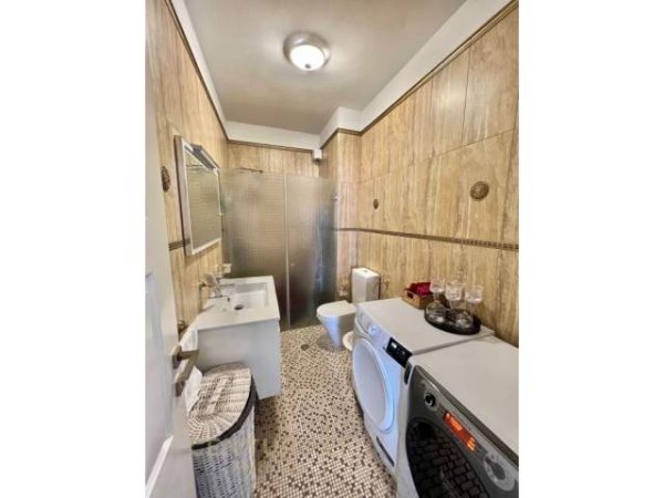 Tirane, apartament 2+1+BLK Kati 3, 800 Euro (kopshti botanik)