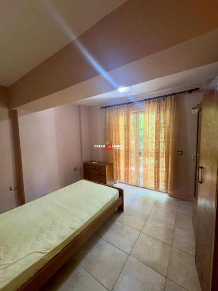 Tirane, jepet me qera apartament 2+1+Ballkon Kati 2, 140 m² 450 € (Tek rruga Sali Nivica – Tregu Elektrik, 4251390)