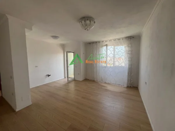Tirane, shitet apartament 1+1+Ballkon Kati 9, 64 m² 87.000 € (Misto Mame)