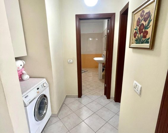 Me Qera : 2+1 📍Ish Fusha Aviacionit (Buze Rruge) - 560€ - Sp.100m² - Kt.8