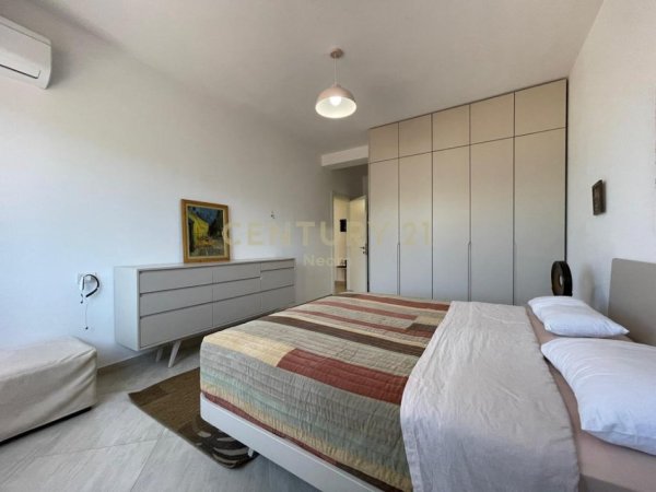Tirane, jepet me qera apartament 2+1 Kati 4, 115 m² 800 € (Rr. Ullishtes)