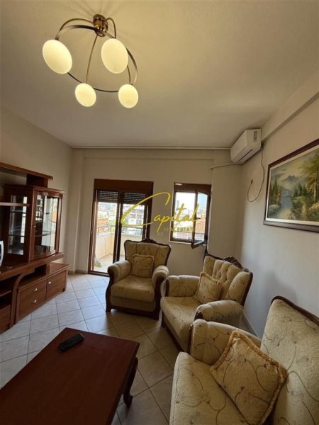 Tirane, jepet me qera apartament 2+1 Kati 2, 100 m² 500 € (RRUGA KONGRESI I MANASTIRIT)
