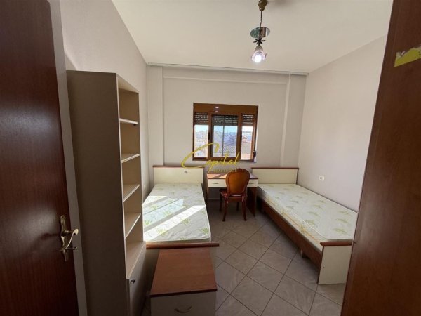 Tirane, jepet me qera apartament 2+1 Kati 2, 100 m² 500 € (RRUGA KONGRESI I MANASTIRIT)