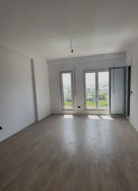 Shqiperi, shitet apartament 2+1 Kati 3, 99 m² 80.270 € 
