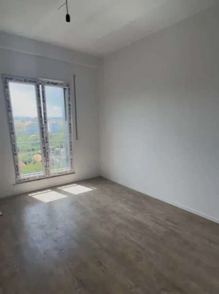 Shqiperi, shitet apartament 2+1 Kati 3, 99 m² 80.270 € 