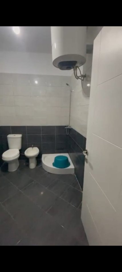 Tirane, jepet me qera apartament 2+1 Kati 5, 90 m² 470 € (Selite)
