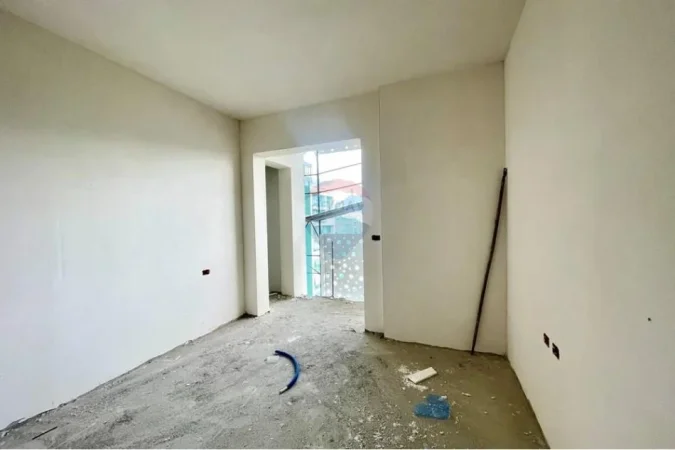 Tirane, shitet apartament 1+1+Ballkon , 71 m² 185.000 € 