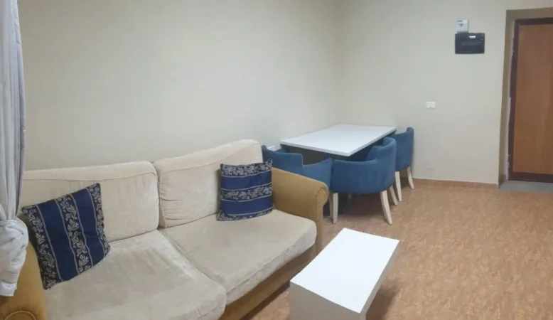 Tirane, jepet me qera apartament 1+1 Kati 2, 50 m² 450 € (Mine Peza)